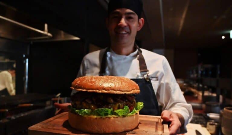 Burgers on the menu for Japan’s new era